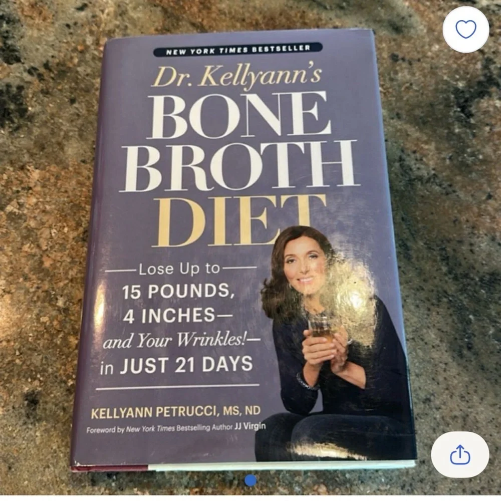 Dr. Kellyann's Bone Broth Diet Book